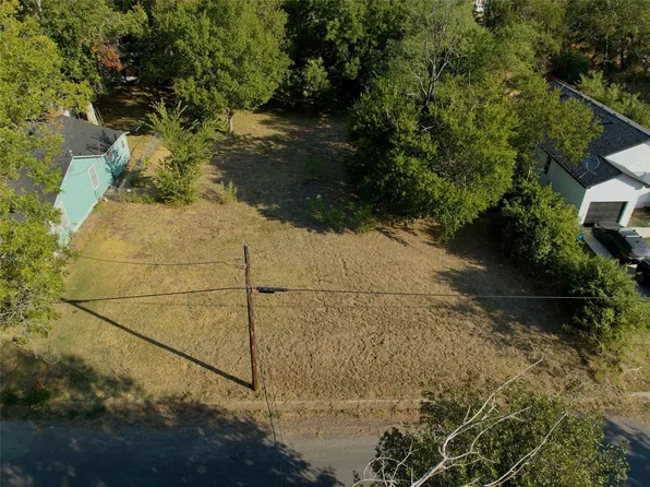 1706 W 12th Ave, Corsicana, TX 75110