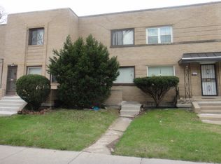 7642 S Euclid Ave, Chicago, IL 60649