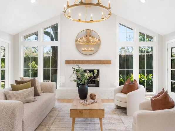 7525 Middlewood St, Houston, TX 77063