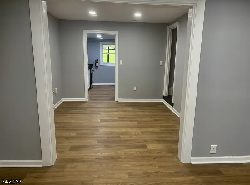 2 bed, 1.0 bath, $2,000 — Photo 3