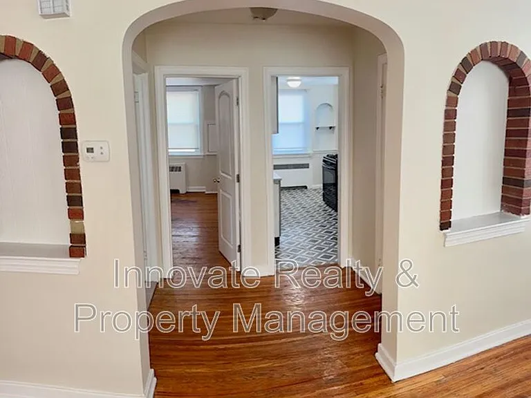 4400 Sheffield Ave #2 — Photo 7