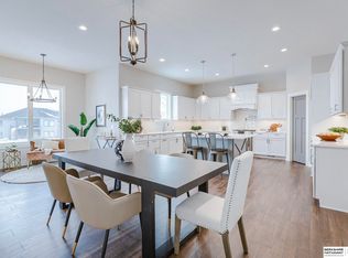 11110 S 174th St, Omaha, NE 68136