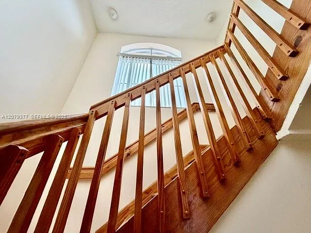 Bristol Pointe — Photo 3