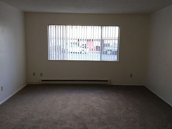 2nd image of 2519 E Mill Plain Blvd APT 103
