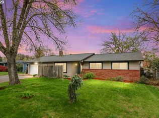 1940 NE Poynter St, Hillsboro, OR 97124