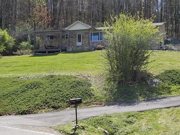 5th image of 2173 Lakeside Dr