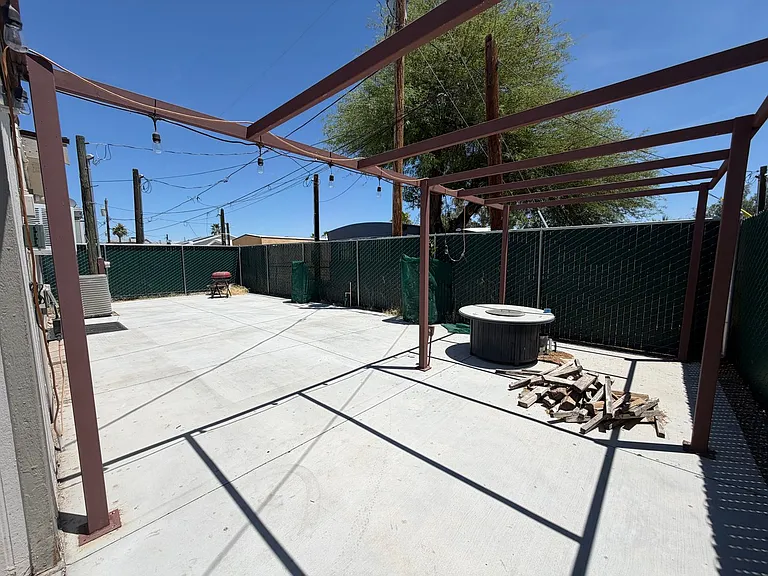 1910 Rio Grande Rd — Photo 29