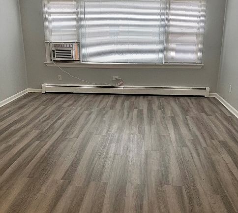 2nd image of 248 S Maplewood Ave