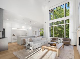 11 Stone Bridge Ct, Demarest, NJ 07627