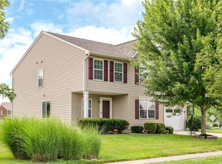 2771 Oak Trace Ct, Dayton, OH 45431