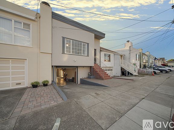 4th image of 562 San Diego Ave Room 5