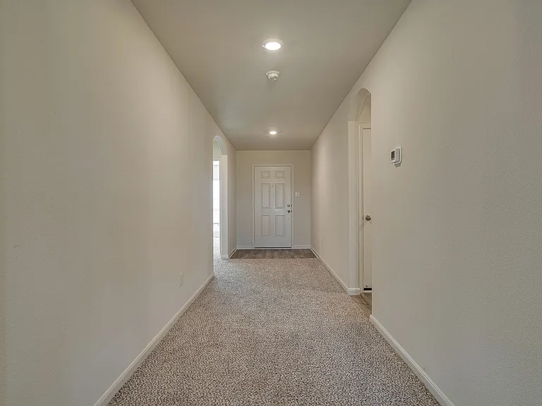 639 Arlington Park Ct — Photo 6