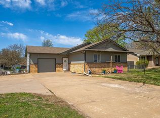 325 S Goddard Rd, Goddard, KS 67052