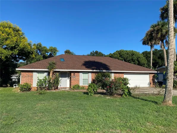 1605 Live Oak St, New Smyrna Beach, FL 32168