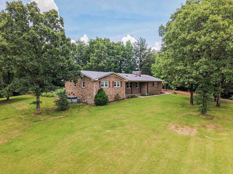 1st image of 436 Skyline Dr