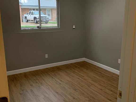 3rd image of 2390 Bicentennial Ave APT 4