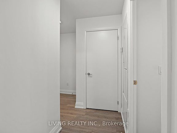 2nd image of 77 Mutual St #315