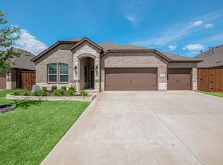 2825 Lake Valley Rd, Aubrey, TX 76227