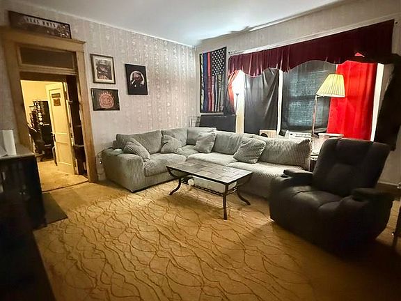 4th image of 333 W Sylvandell St