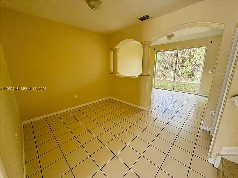 1601 SE 24th Ct #221 — Photo 9