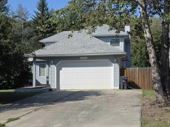 10722 91st St, Peace River, AB T8S 1R1