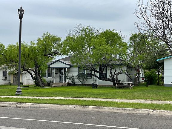 2nd image of 2534 Cincinnati Ave