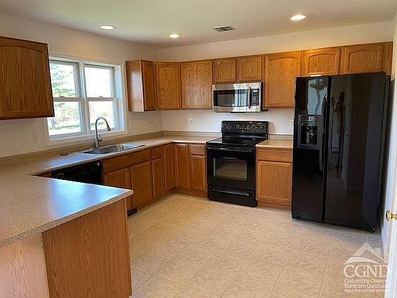 3rd image of 159 Skyview Drive
