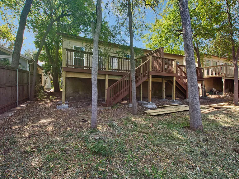 2208 Indian Trl #B — Photo 20