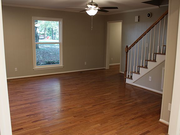 4th image of 6400 Lake Meadows Dr
