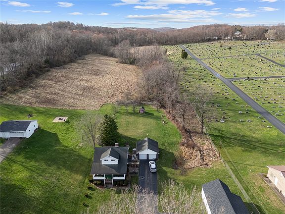 3rd image of 3506 Morgantown Rd