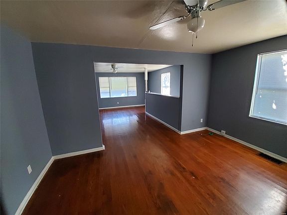5th image of 7309 Eunice Ave