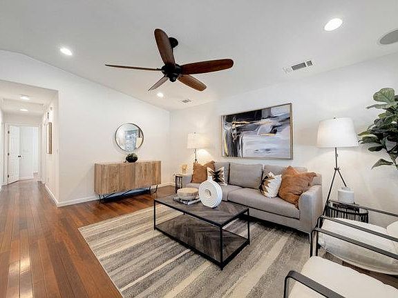 5th image of 453 Harmony Ln