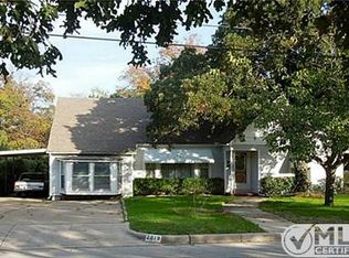 2019 Queen St, Fort Worth, TX 76103