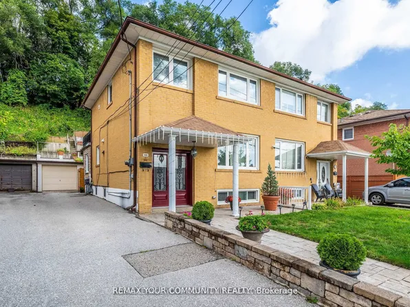 119 Dalrymple Dr, Toronto, ON M6N 4S2