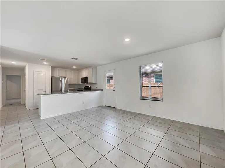 3316 Turkey Trot Ln — Photo 9