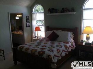 438 Mermaid Dr, Manahawkin, NJ 08050