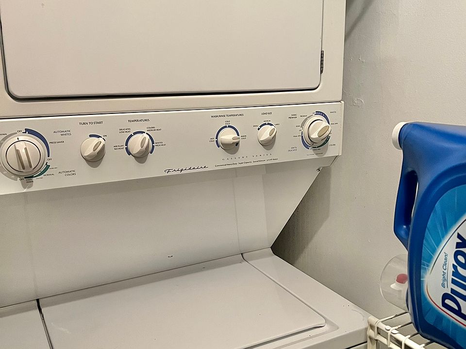 Washer/dryer!