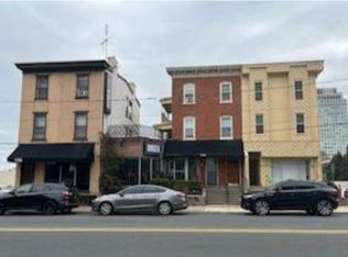 1316 N Washington St APT 2, Wilmington, DE 19801