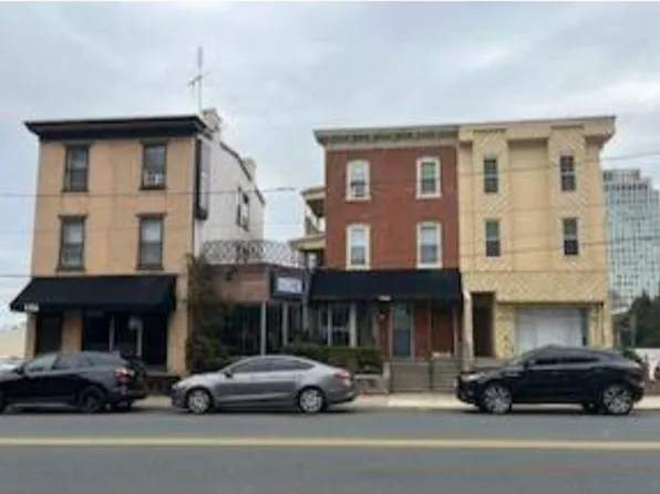 1316 N Washington St APT 2, Wilmington, DE 19801