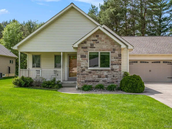 11403 W Windmill Pt, Clio, MI 48420