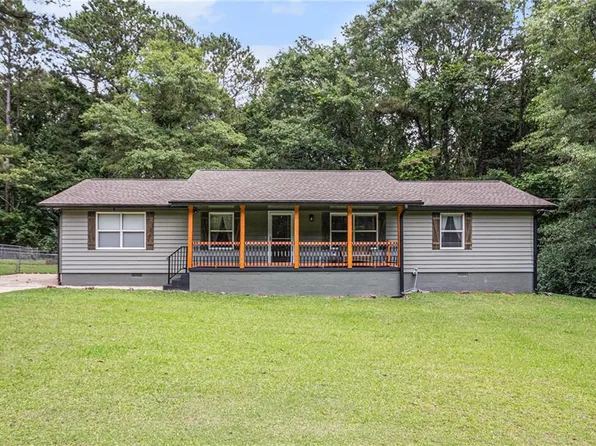 147 Lincoln St, Hogansville, GA 30230