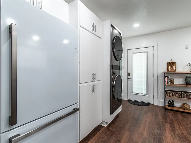 1117 Ocean Dr #A — Photo 12