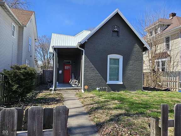 4th image of 1134 N Oxford St