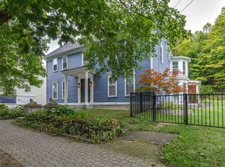 21 E Main St, Warner, NH 03278