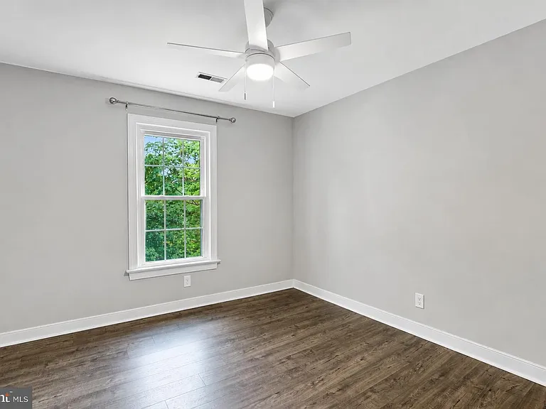 24 Bertram Blvd — Photo 24