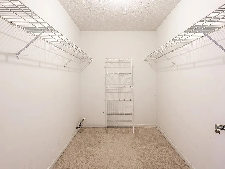 1911 Maple Park Dr — Photo 17