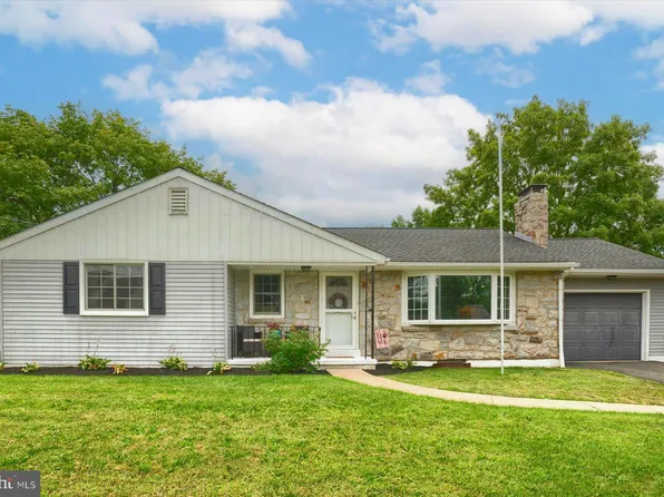 52 Merkel Rd, Gilbertsville, PA 19525