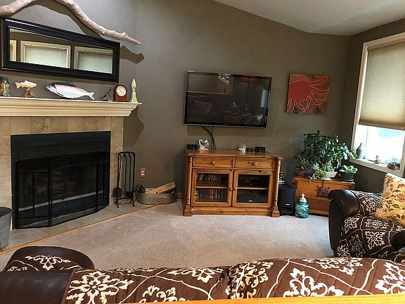 Upstairs living room 
