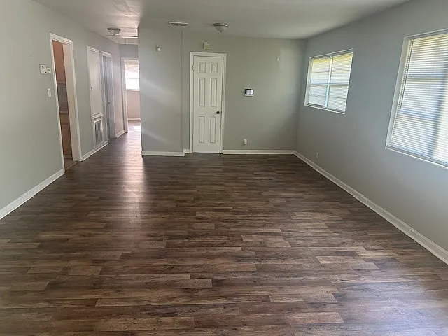 2129 Balfour St — Photo 15