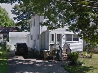 811 Myrtle Ave, Cuyahoga Falls, OH 44221